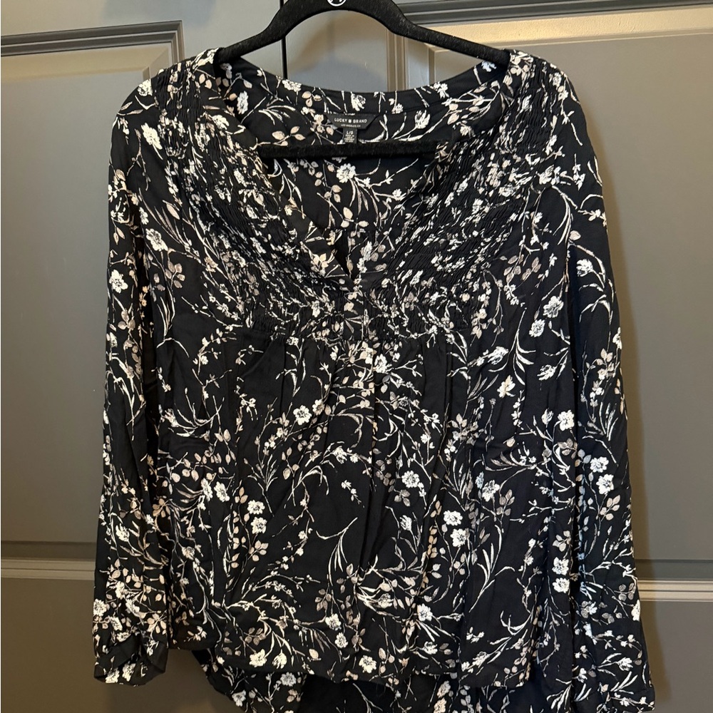 Lucky Brand Black Floral Smocked-Neck Blouse